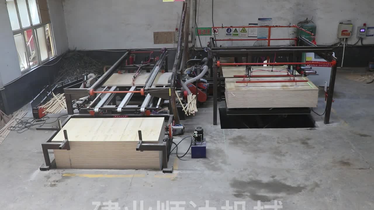 無人操作尺寸可調(diào)自動鋸邊機(jī)...